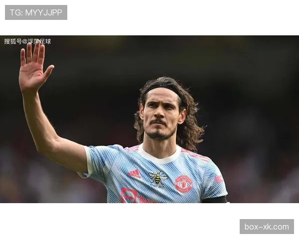 卡瓦尼真是球场上的狮子，走下场秒变邻家大叔，谁能想到腰包这么鼓？