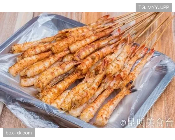 陈艺文训练完直接拎爱马仕去吃宵夜，这谁顶得住